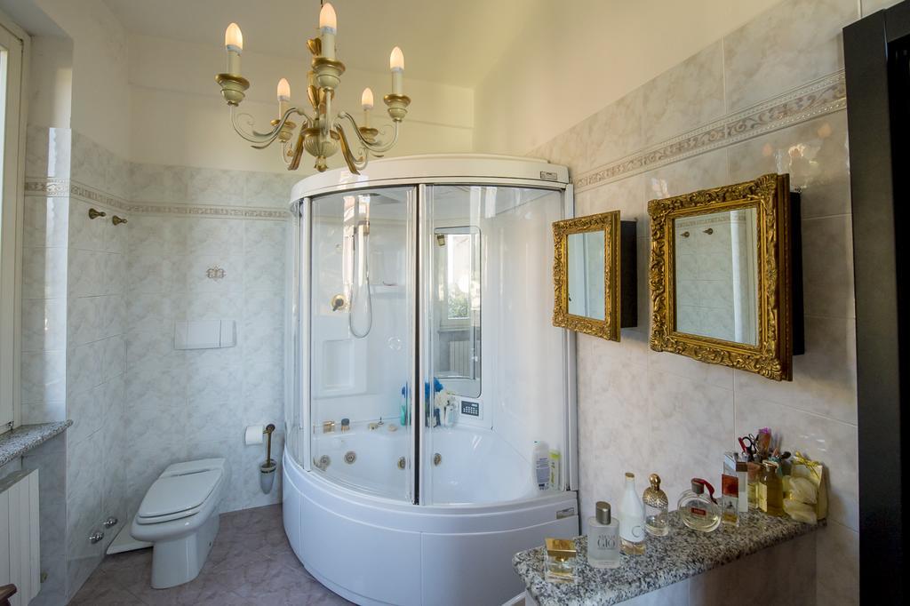 Villa Puccini Bed & Breakfast Lecco Pokoj fotografie